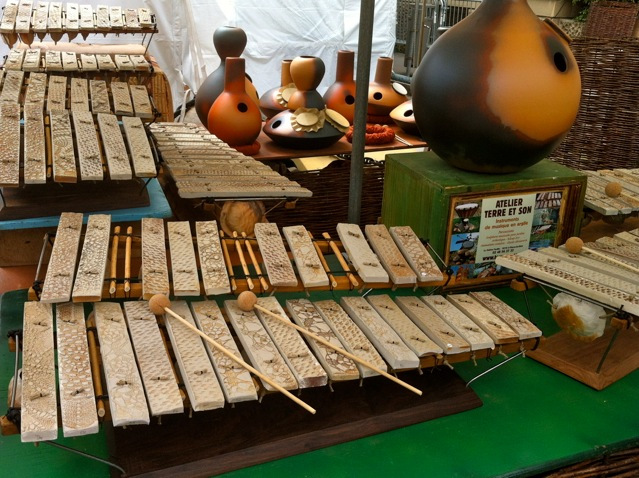 fabriquant instrument de musique artisanaux percussion udu et percussion clavier argile créations originales