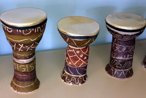 découverte fabrication instrument musique en argile darbouka cours stage poterie musicale