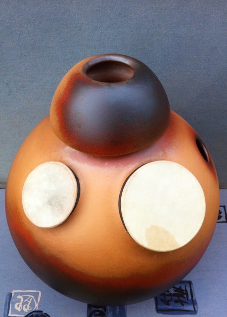 udu instrument artisanal en terre