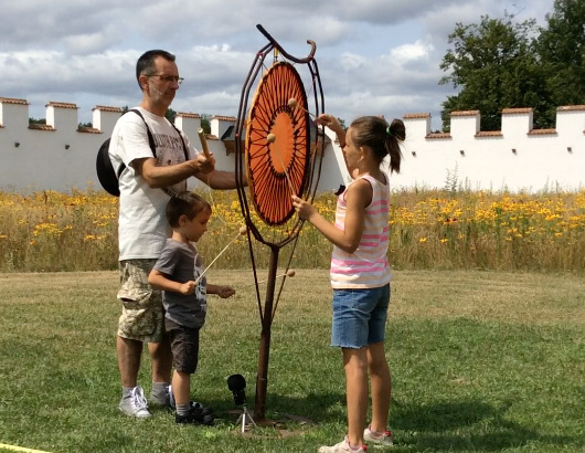 installation sonore de plein air tambour monumental pour l'animation tout public d'espaces verts