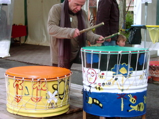 fabrication gros tambours instrument musique