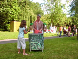 location tambours d'extérieur décoartion de jardin musique ludique en matériaux de recyclagerecyclage 