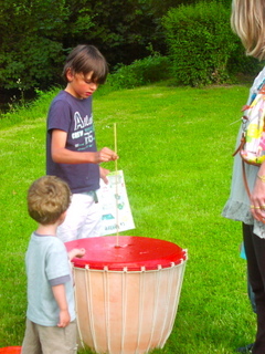 jeux musicaux de plein air découverte initiation percussion et production sonore improvisées et créatives