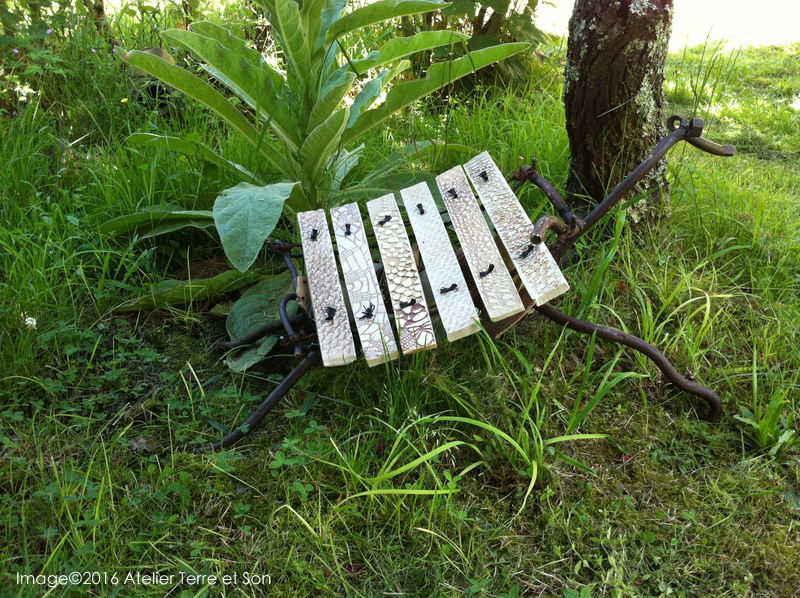 décoration musicale ludique festive pour jardin