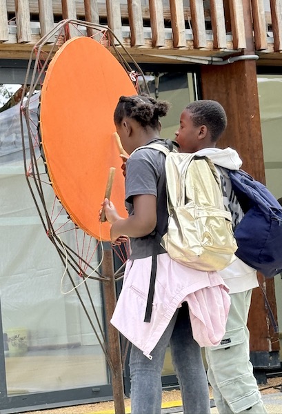 tambour géant de plein air