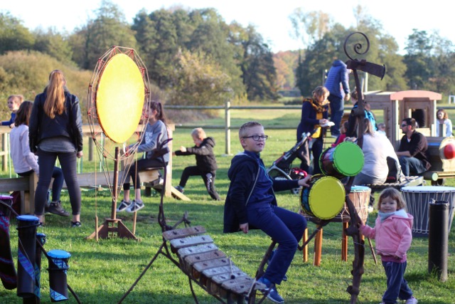 espace sonore ludique pédagogique d'extérieur animation et jeu xde plein air