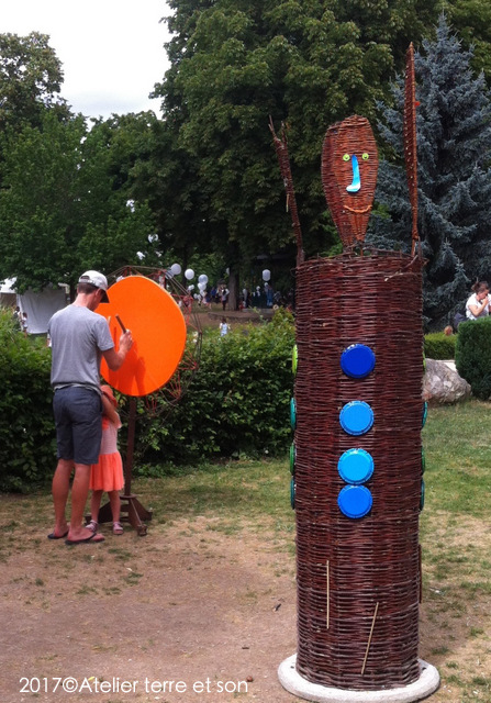 espace sonore d'extérieur ludique intéractif pédagogique pour jardin d'éveil, jardin merveilleux à bit thérapeuique