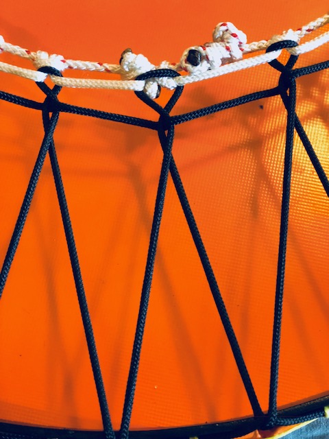montage membrane tambour sur cadre d'extérieur