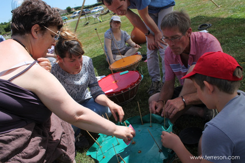 instruyment de musique ludique pour animer un jardin pédagogique une fête une manifestation culturelle