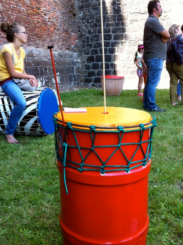tambour à friction location vente d'instruments pour l'extérieur jardin et espaces vert